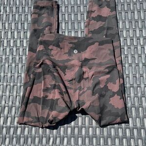 lululemon Wunder train Camo Leggings - excellent condition